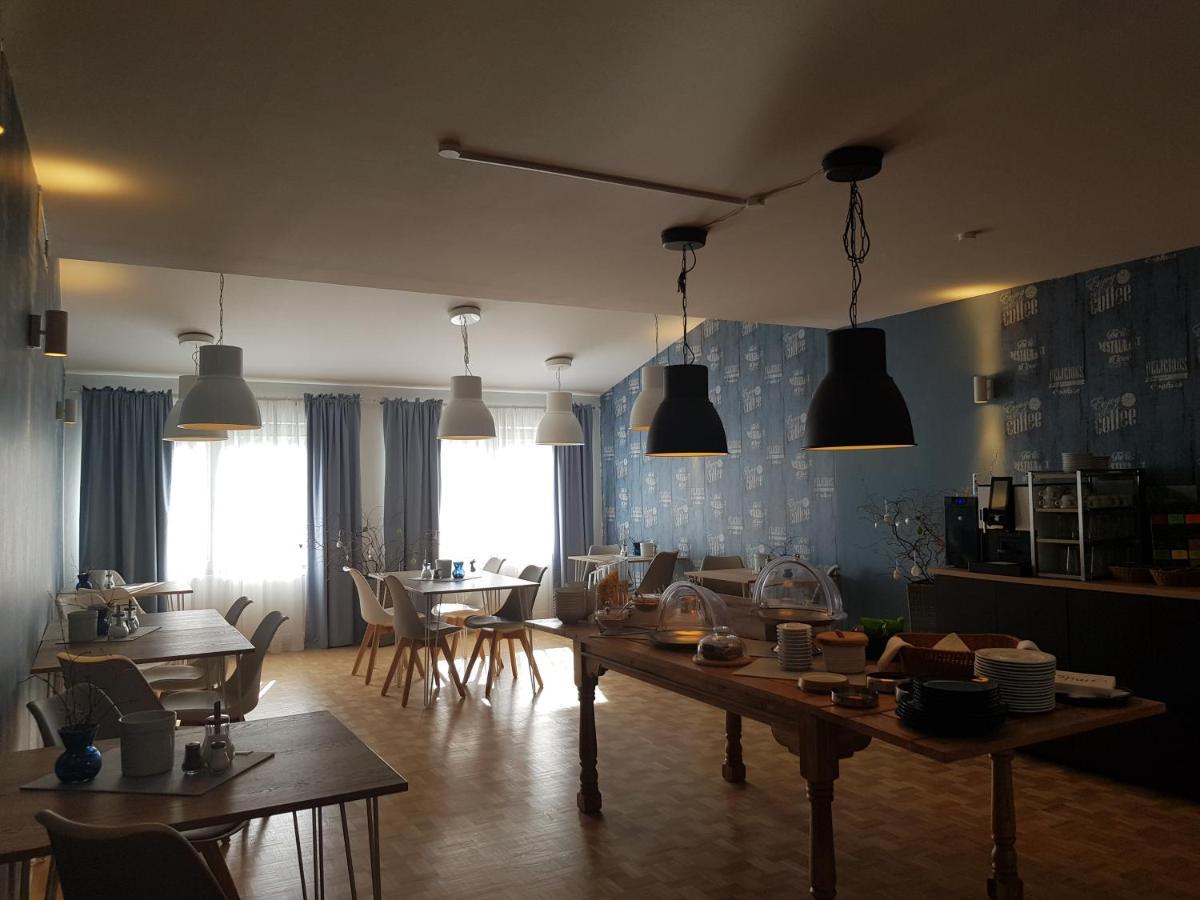 Novitel Pension Pliening - Muenchen Messe Екстериор снимка