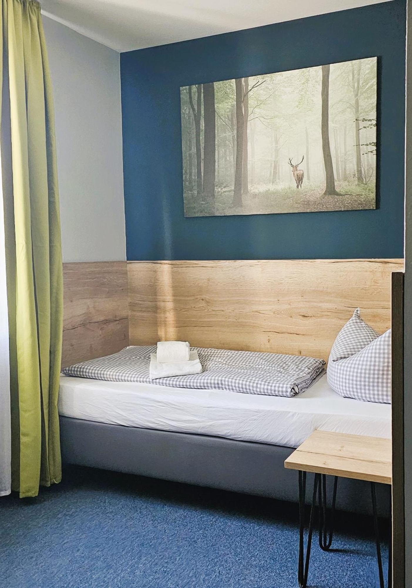 Novitel Pension Pliening - Muenchen Messe Екстериор снимка