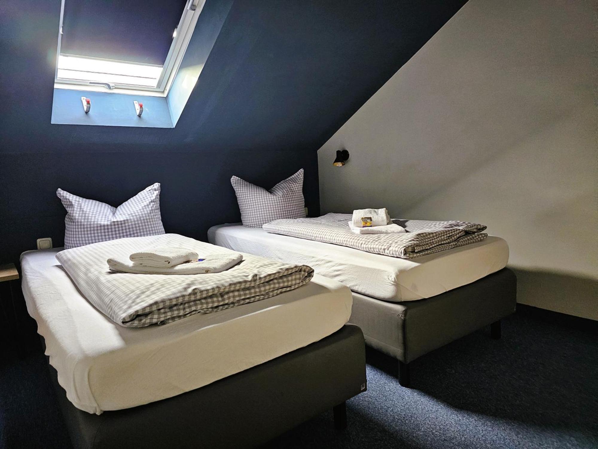 Novitel Pension Pliening - Muenchen Messe Екстериор снимка